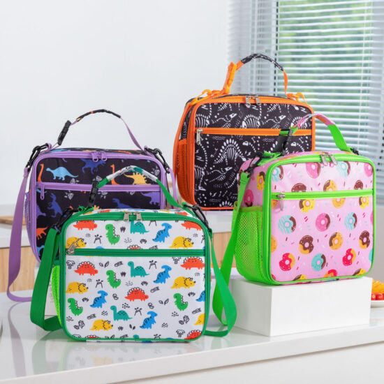 Insulated student school lunch bag for travel and picnic